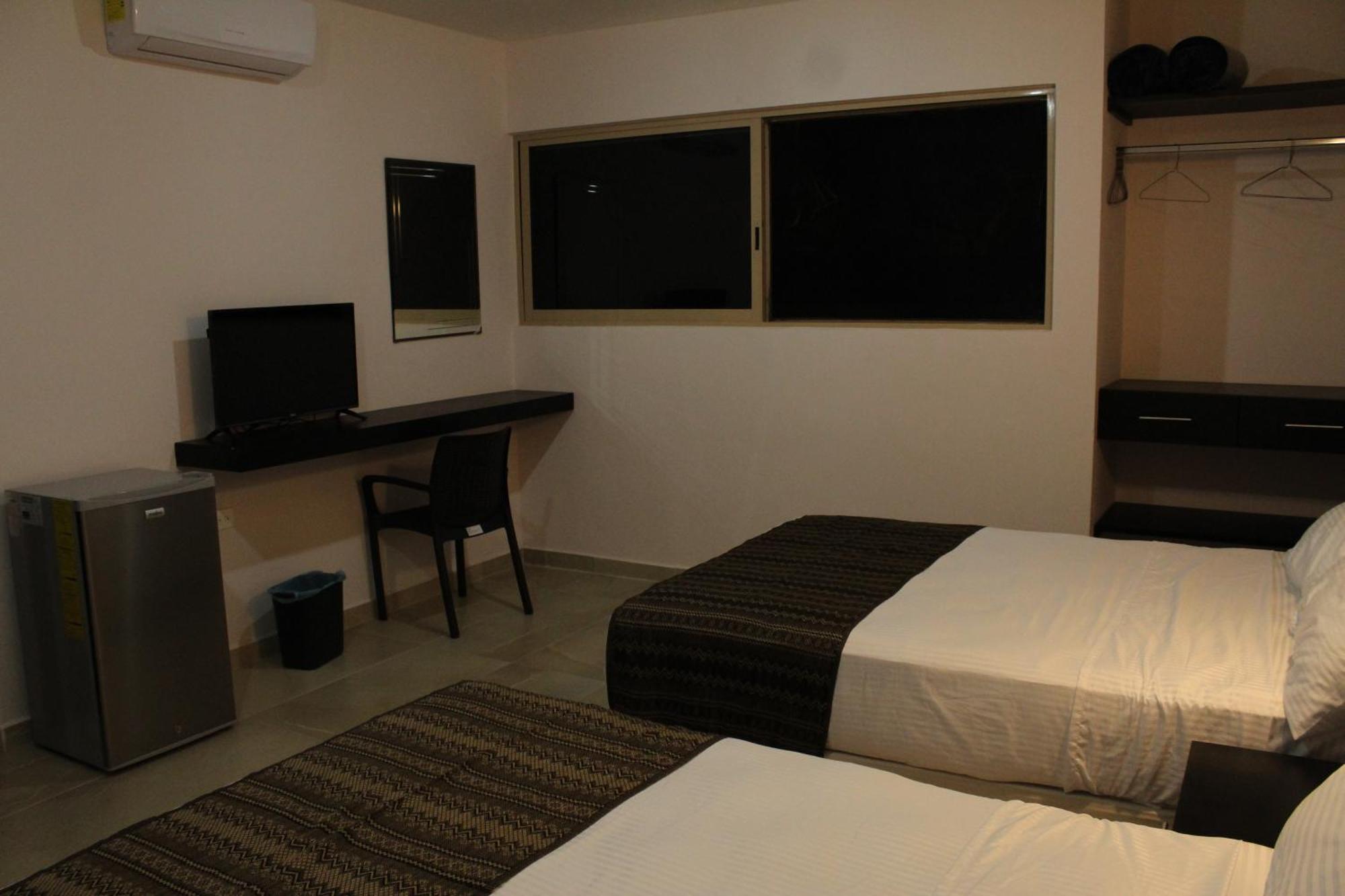 Hotel Virreyes Merida Exterior photo