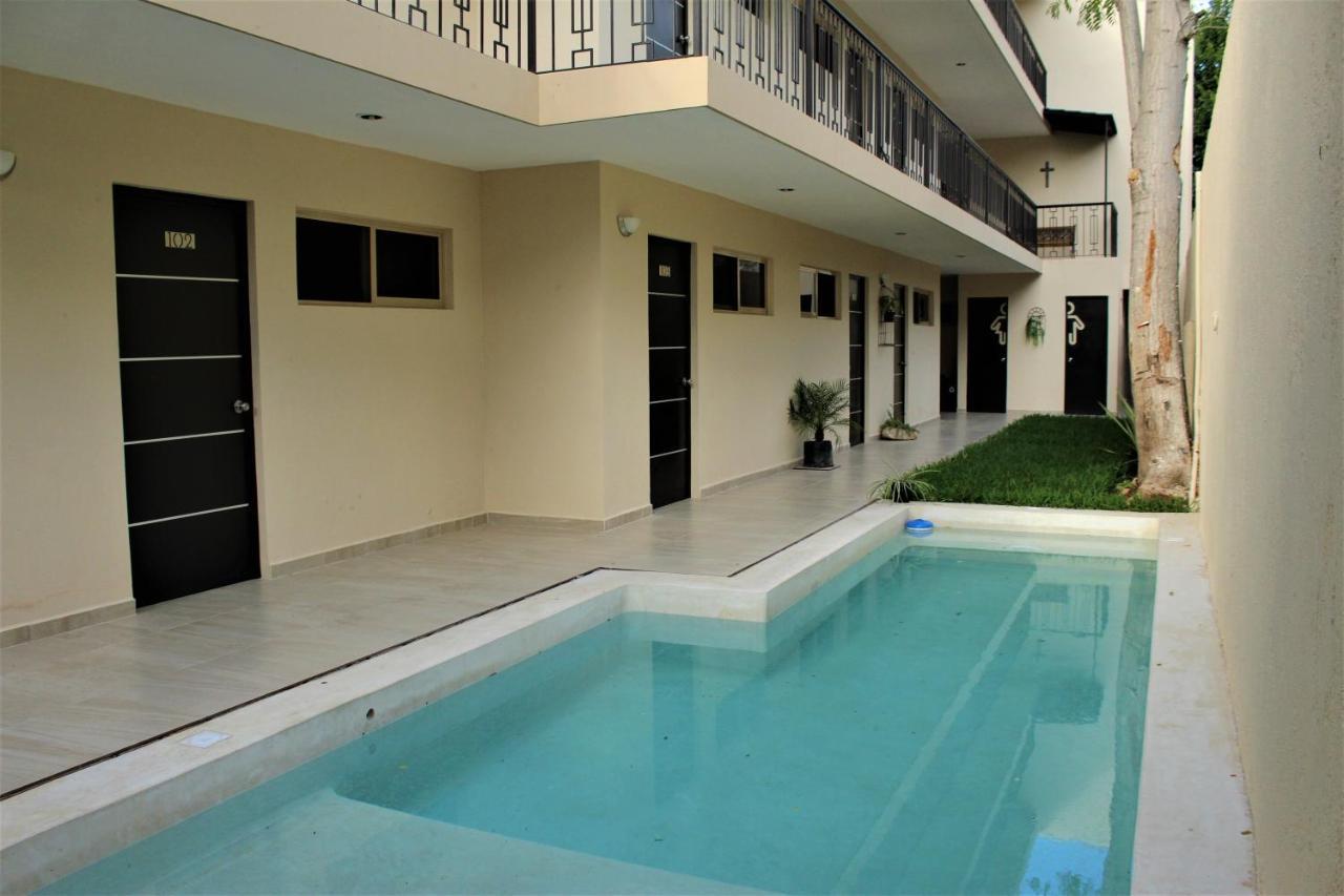 Hotel Virreyes Merida Exterior photo