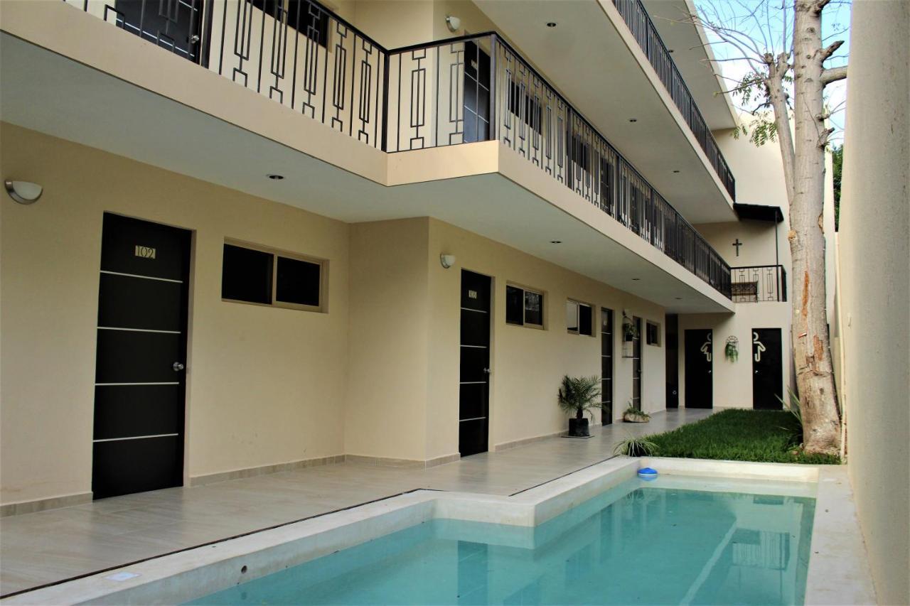 Hotel Virreyes Merida Exterior photo